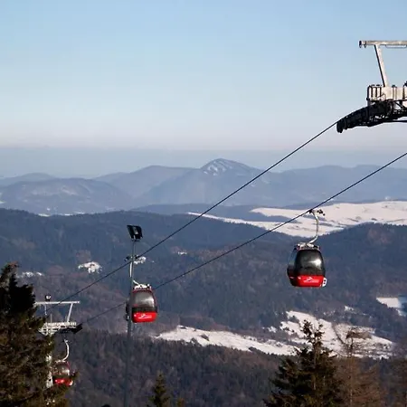 Gospodarstwo agroturystyczne Elżbieta I Juliusz *